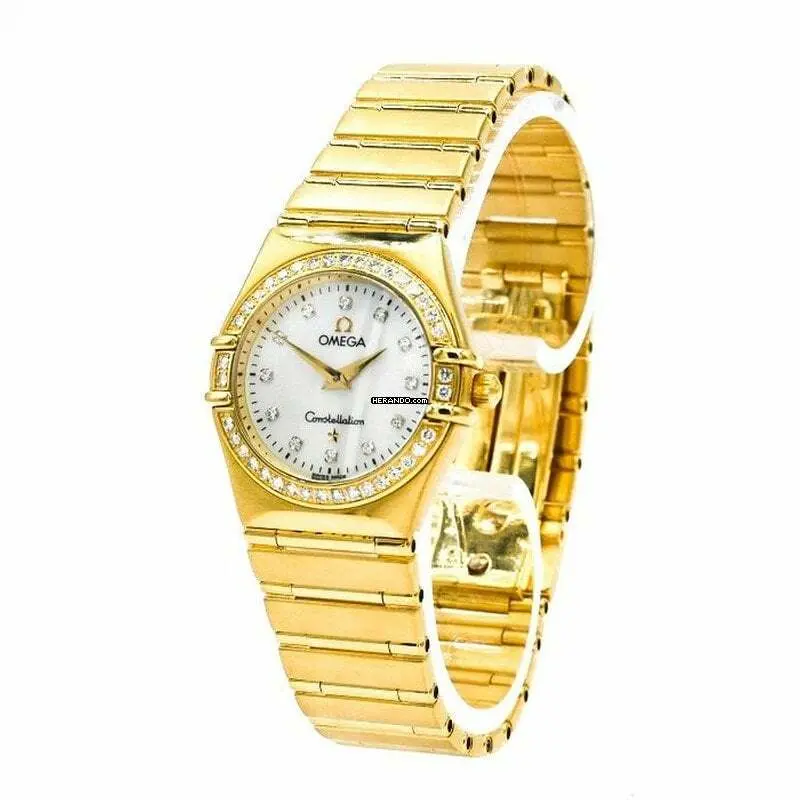 watches-326079-28130946-h4aczcph0islsqb19rzy8011-ExtraLarge.webp