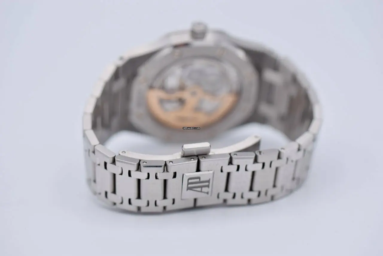 watches-326113-28122153-7fa2h0cx3gzkvgdw8xmwmca3-ExtraLarge.webp