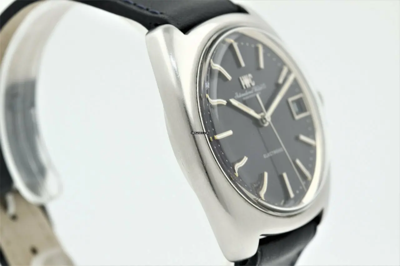 watches-326374-28195385-426hs55p45oba7pai4edscse-ExtraLarge.webp