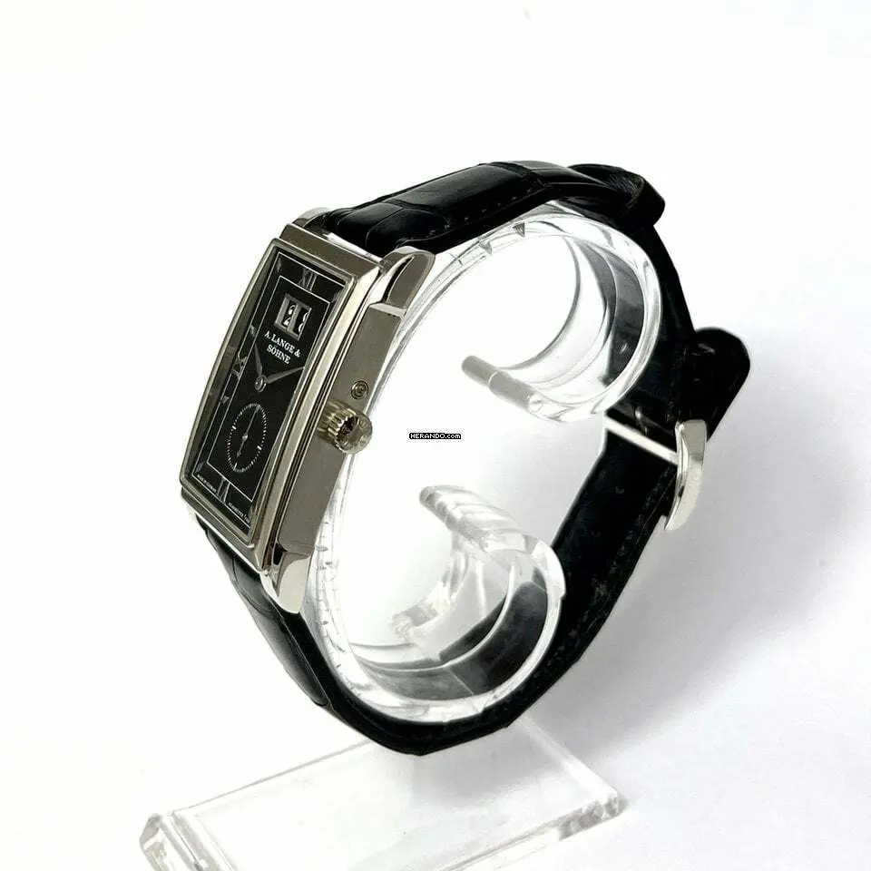 watches-326437-28222980-5ihc9wftv1witnz8afbldau4-ExtraLarge.webp