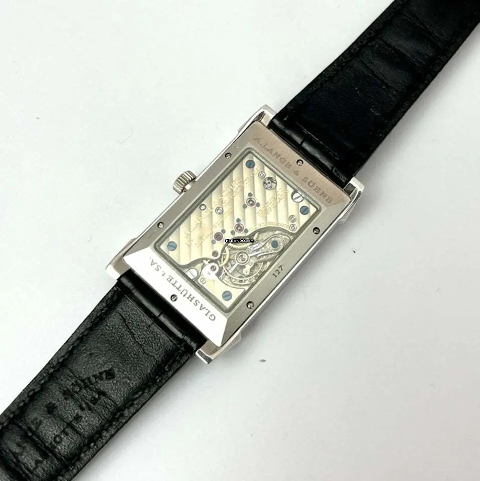 watches-326437-28222980-i1smfco7zl0km08kv87ejtmq-ExtraLarge.webp