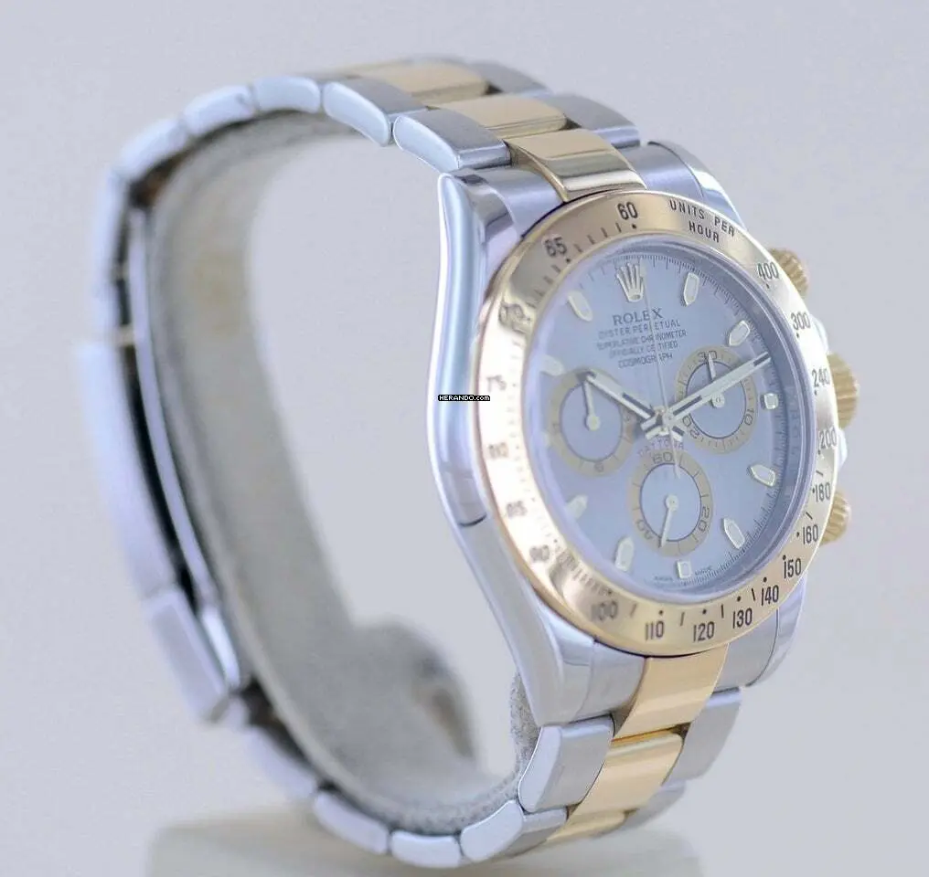 watches-326554-28234475-c0klhoqgbaxahtwwuiegzelu-ExtraLarge.webp