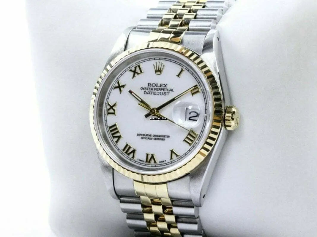 watches-329313-28465801-merwu3qezzn4vp1vcem229bw-ExtraLarge.webp