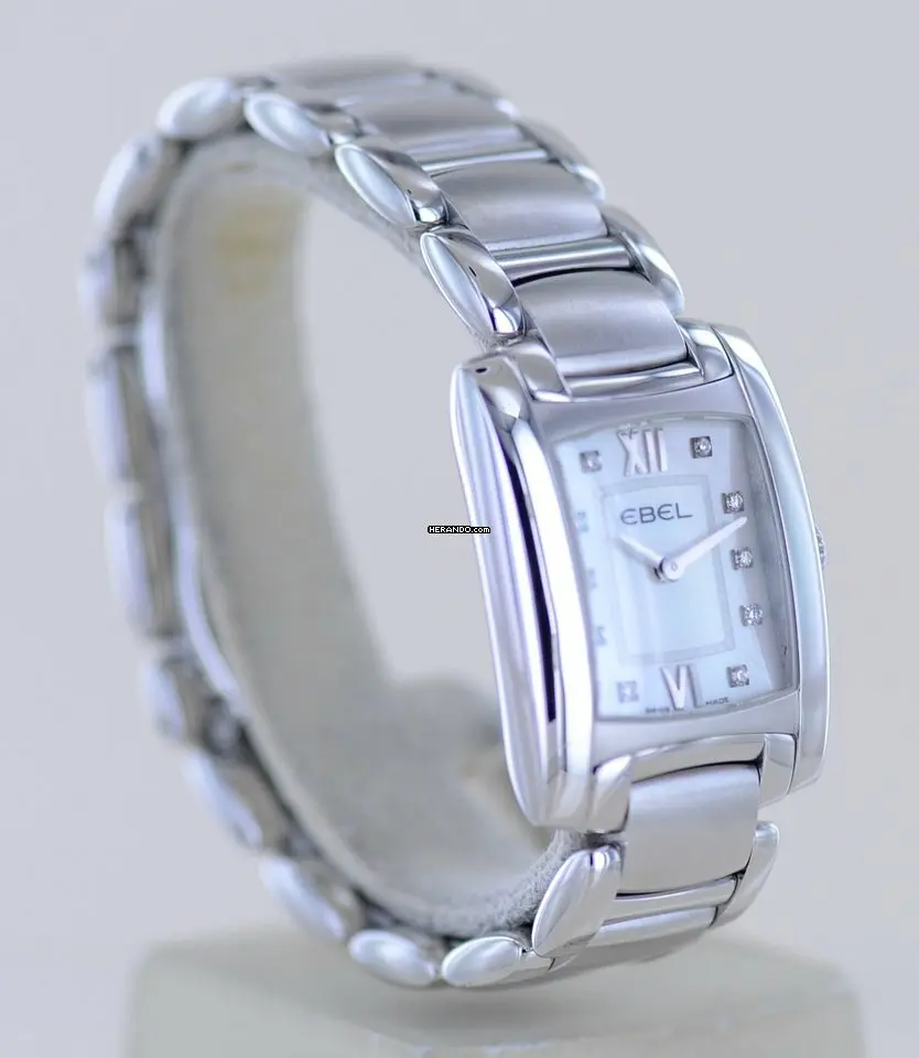 watches-329813-28562062-ptitex6ydlm0tgykrzcga7n0-ExtraLarge.webp