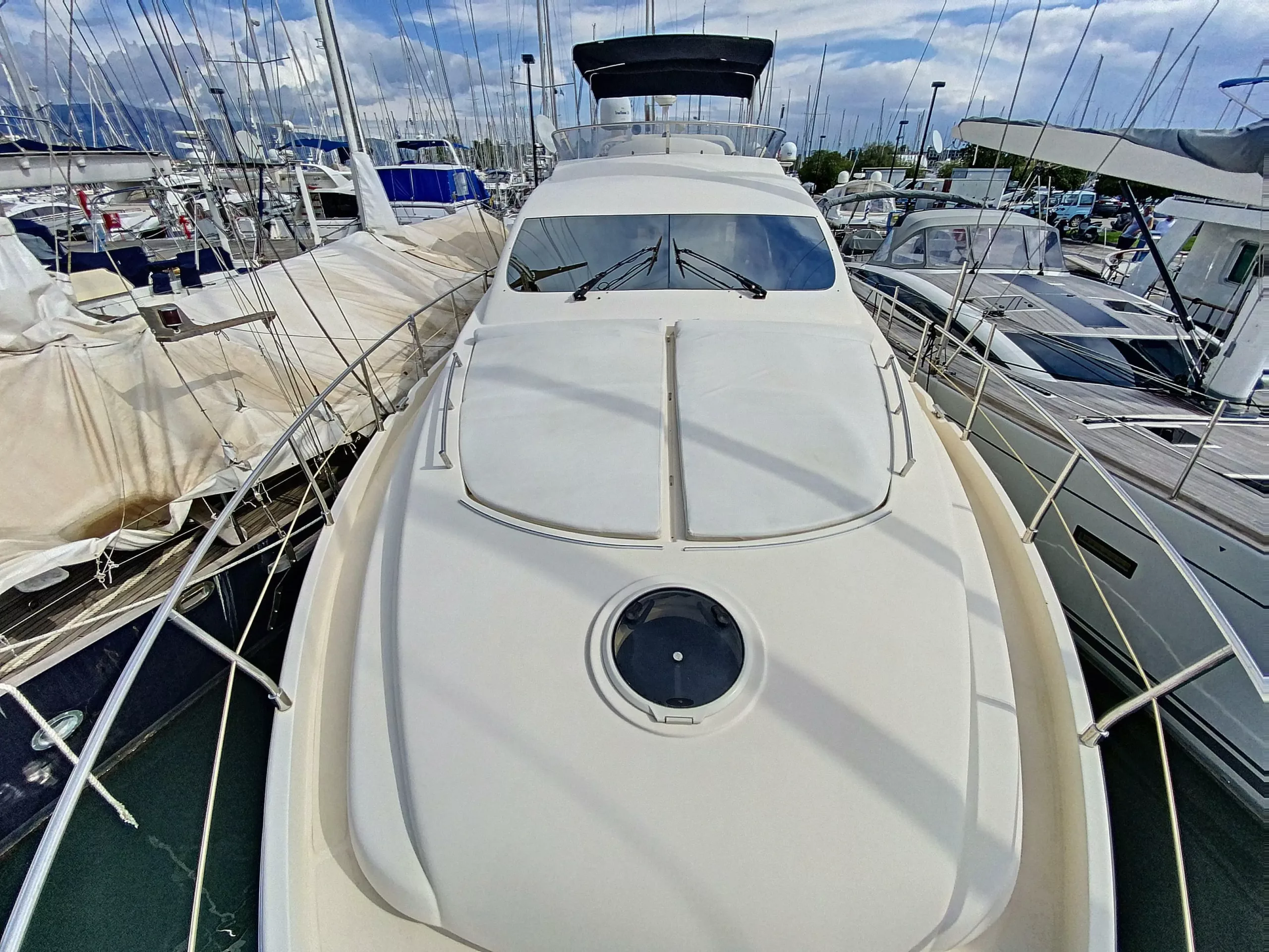 yachts-100766-385890_5.webp