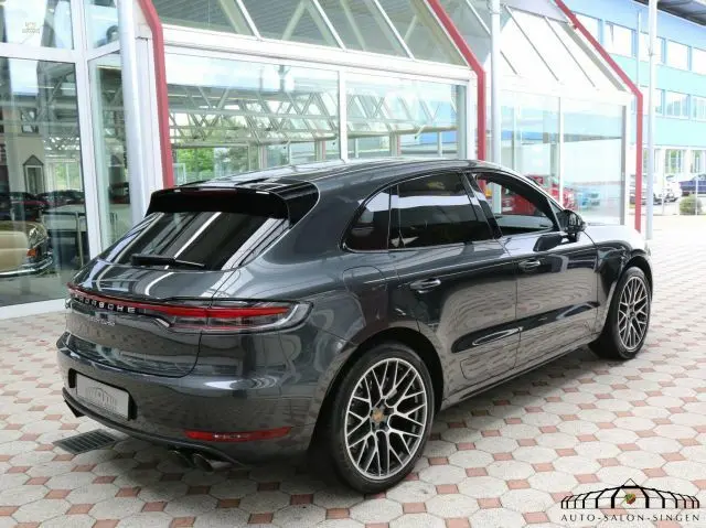 cars-27540-9062338_porsche_macan_turbo_FS_02.webp