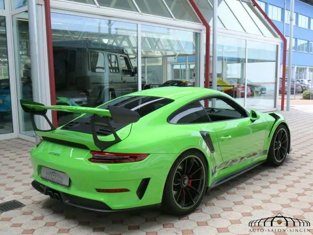 cars-27548-9062386_porsche_991_gt3_rs_FS_02.webp