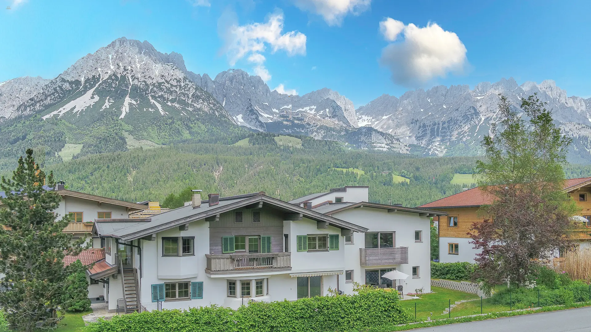 KITZIMMO-Mehrfamilienhaus mit Kaiserblick in Toplage von Ellmau.