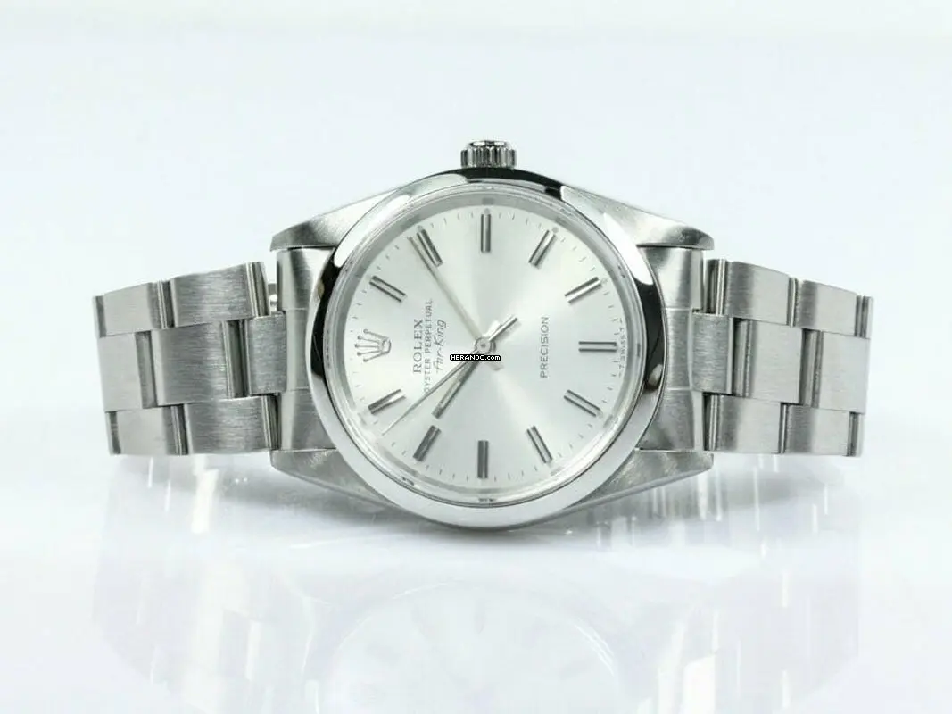 watches-333710-29014520-lhz729hmw39sjuam83edwg6o-ExtraLarge.webp