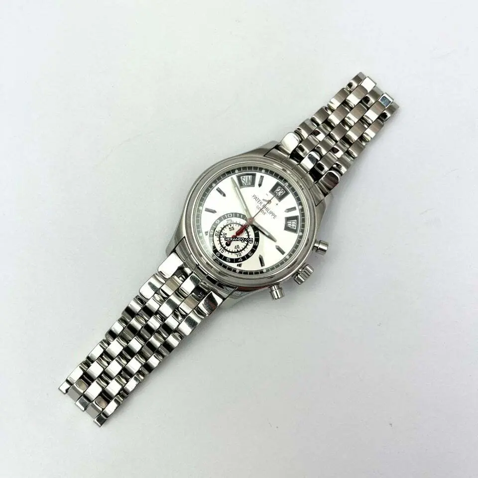 watches-334235-29042577-95v7yqodjibzephitpd1696p-ExtraLarge.webp