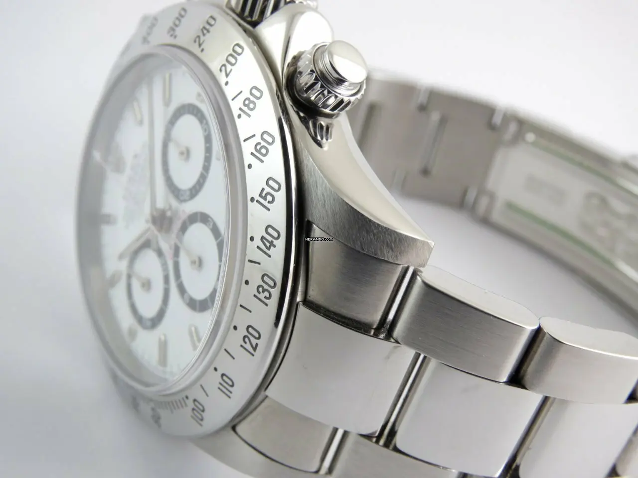 watches-334800-29103102-5249l8z18hnbunlf3rcxxjef-ExtraLarge.webp