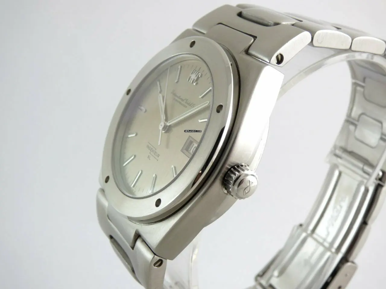 watches-334802-29085846-pbgbun6kbu6kj05upt1ikhg5-ExtraLarge.webp