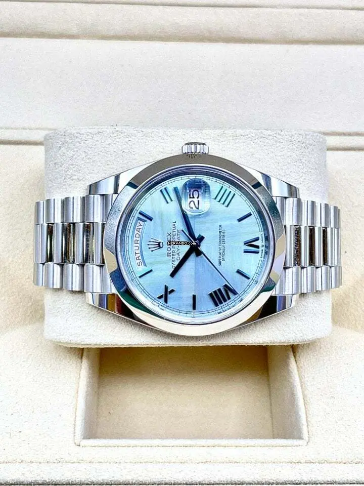 watches-334818-29102309-2ono42i43v1kou0q0mkr6axy-ExtraLarge.webp