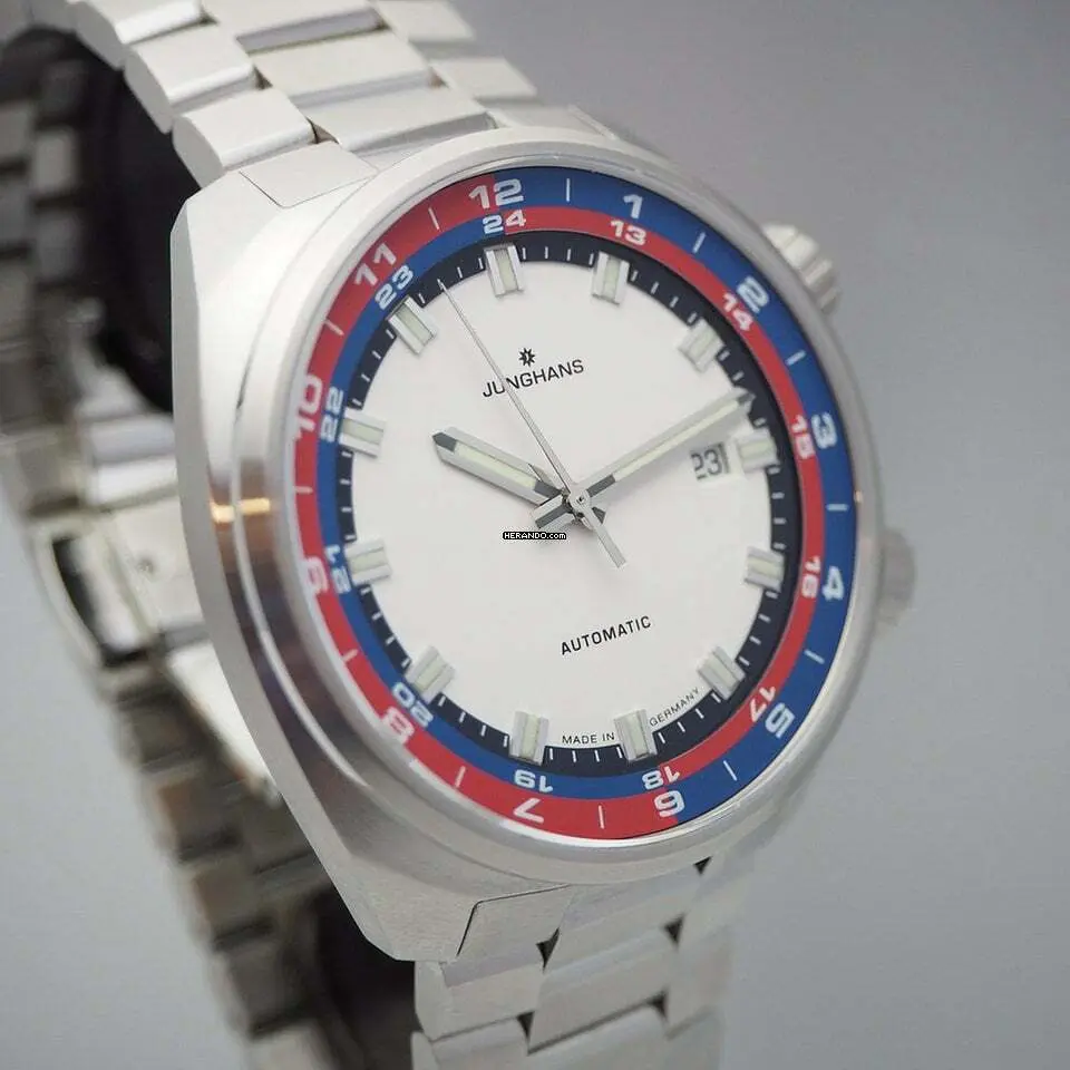 watches-334882-29084773-muuc8g81z2vl4aaimv0fd4hz-ExtraLarge.webp