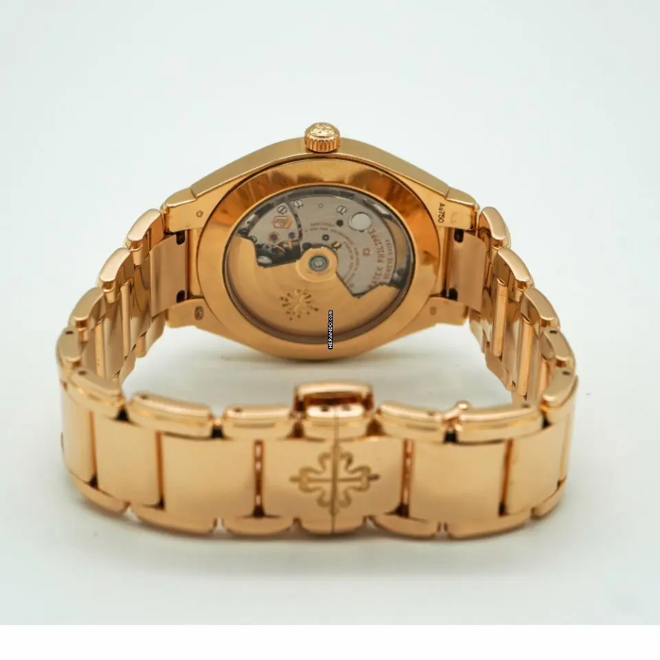 watches-336687-29354541-cbnmqwu1jer2cz15n1c10tx1-ExtraLarge.webp