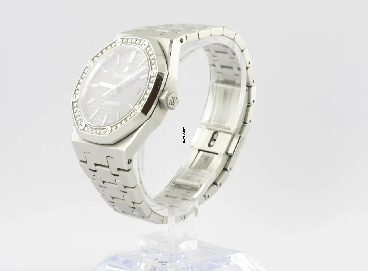 watches-336709-29365313-vws7rxtjyad5oocqkzn9kiyi-ExtraLarge.webp