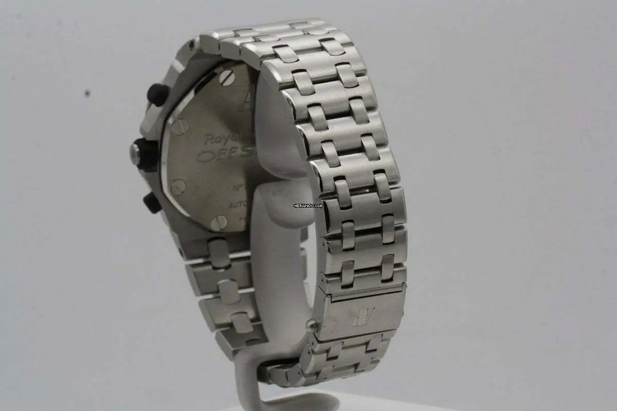 watches-337933-29444435-ma2qy6ektvjg785zr8gk4039-ExtraLarge.webp