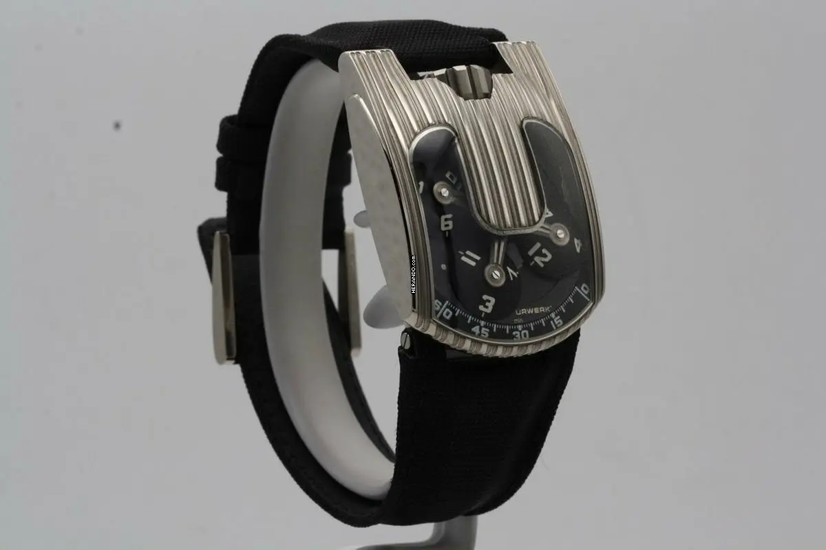 watches-337934-29444453-5imo6mfz5w01e2uh5l27xqyo-ExtraLarge.webp