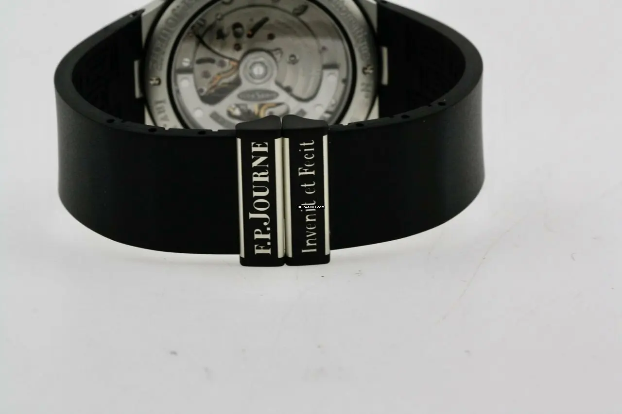 watches-337959-29444449-kvr9gw7lcwva0a64f5w2wuyz-ExtraLarge.webp