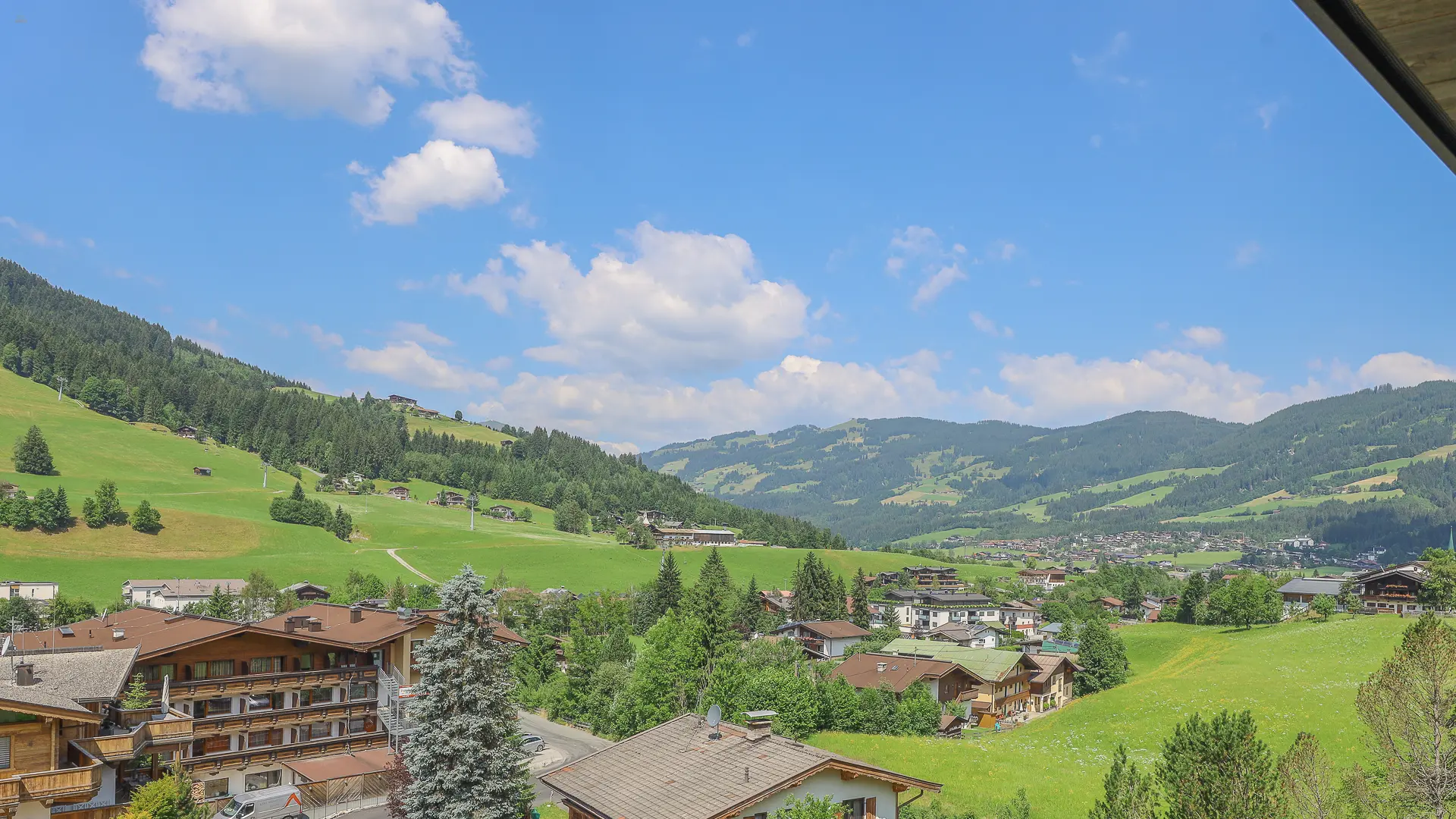 KITZIMMO-Exklusive Wohnung mit Dachterrasse kaufen Immobilien Kirchberg Tirol.