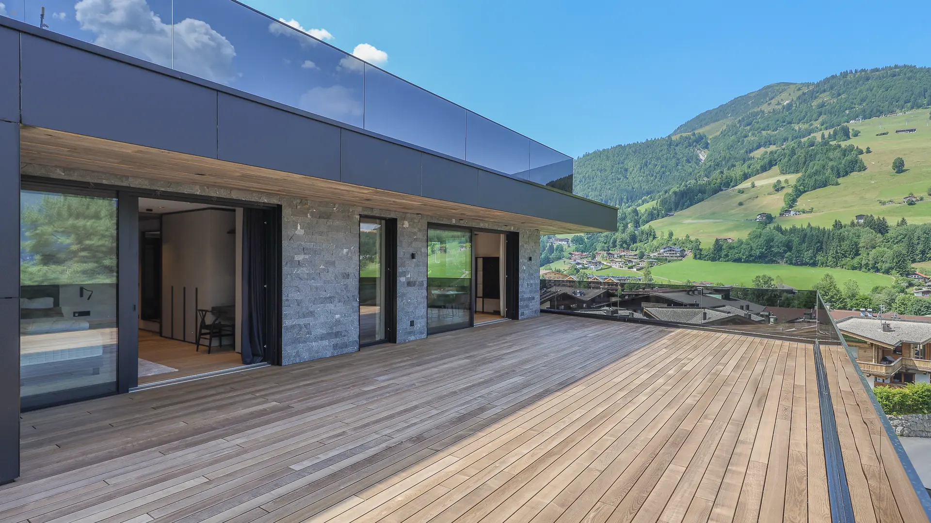 KITZIMMO-Exklusive Wohnung mit Dachterrasse kaufen Immobilien Kirchberg Tirol.