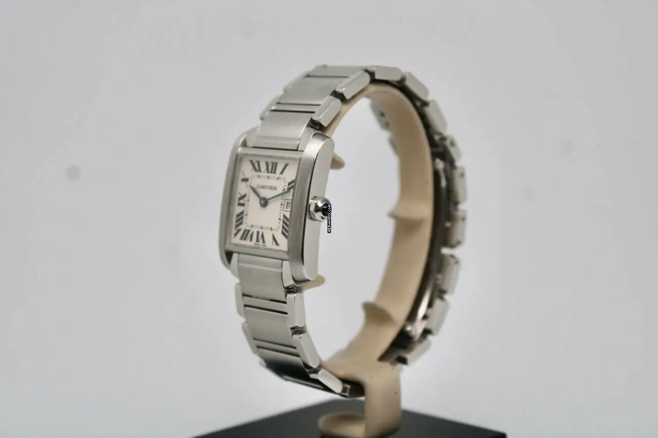 watches-339641-29631187-2br4odc25cmhv70ah36ykhcq-ExtraLarge.webp