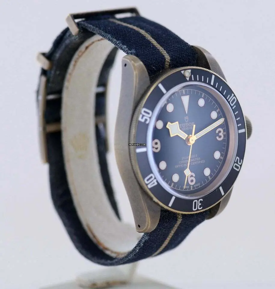 watches-340242-29641668-5r6cs95mrcckvqiesokc1two-ExtraLarge.webp