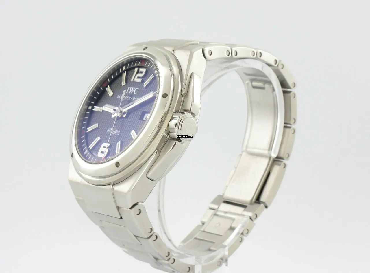 watches-341016-29730862-aitoww8hxyc14g9w3hu7vu00-ExtraLarge.webp