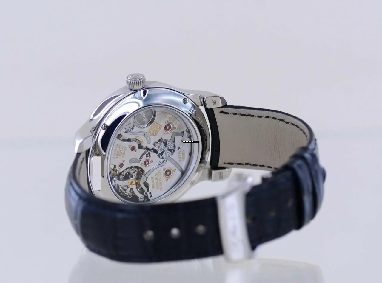 watches-341063-29741614-7r0lnu1faxf5g63d1lqxbe52-ExtraLarge.webp