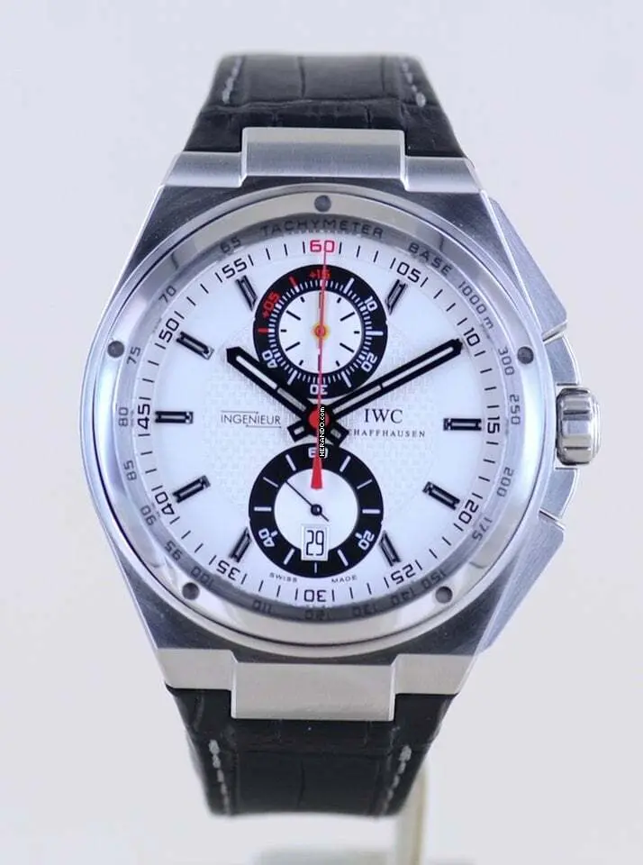 watches-341064-29741613-ums7bvcn46905ers05hmeu3y-ExtraLarge.webp