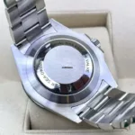 watches-342022-29810163-u8vmuzcavvbacr55pmpvpq32-ExtraLarge.webp