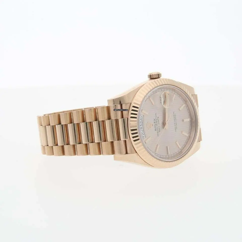 watches-342483-29841373-fwx1hv7irvzj6bab1dlfaj65-ExtraLarge.webp