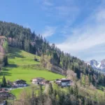 KITZIMMO-Einfamilienhaus in traumhafter Aussichtslage in Reith bei KitzbÃ¼hel kaufen.