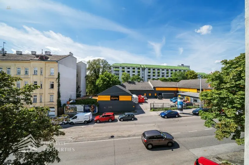 Sonnige 4-Zimmer Wohnung â zwischen SchÃ¶nbrunn und Lainzer Tiergarten