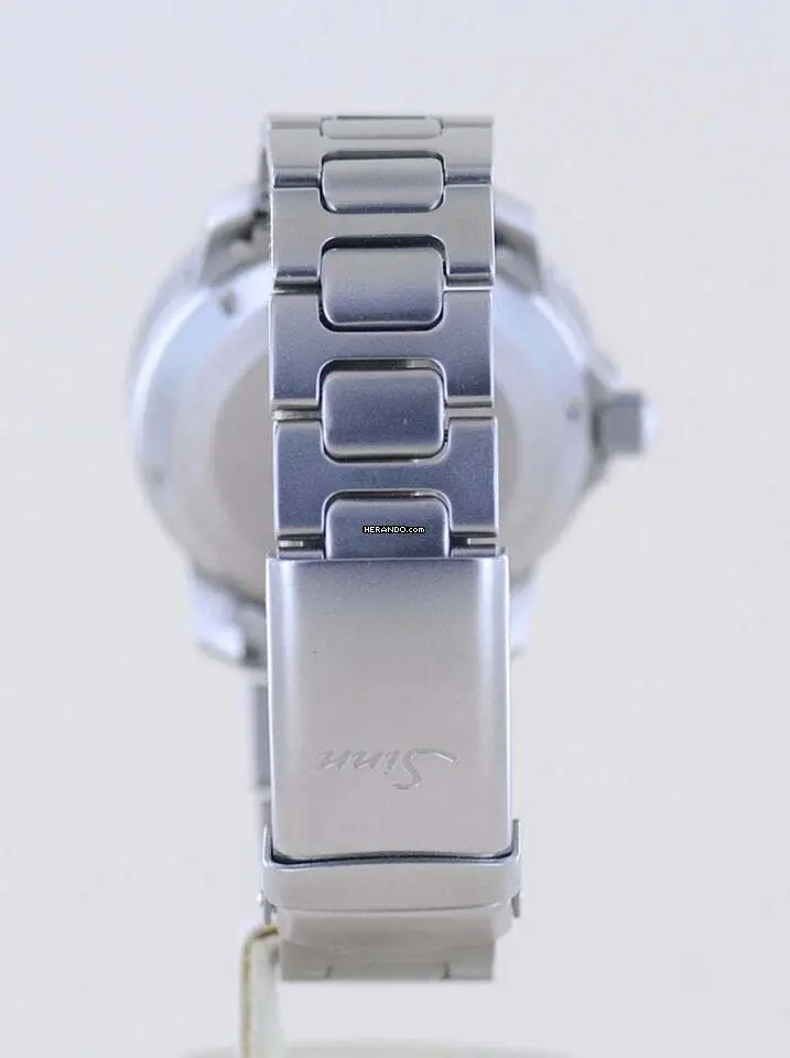 watches-343462-29962980-kk88pfv6rgqgp7dyv84ly6h3-ExtraLarge.webp