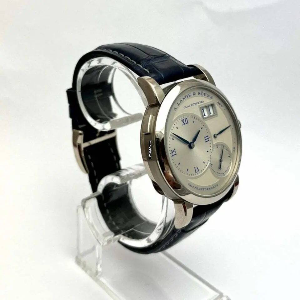 watches-344645-30112204-tfs9dqh4l2xaqs80i1v47g8y-ExtraLarge.webp