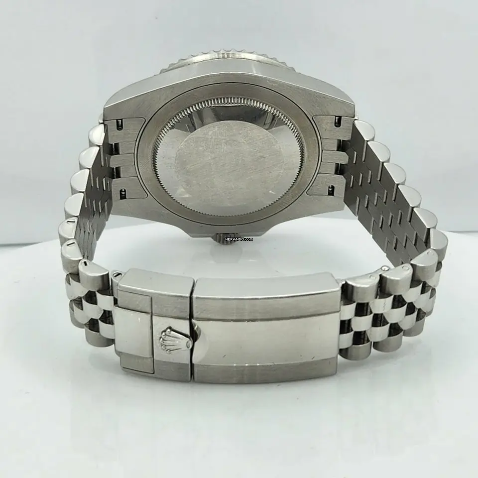 watches-345117-30178126-jvy3fxlg94uaumhto12a7rns-ExtraLarge.webp