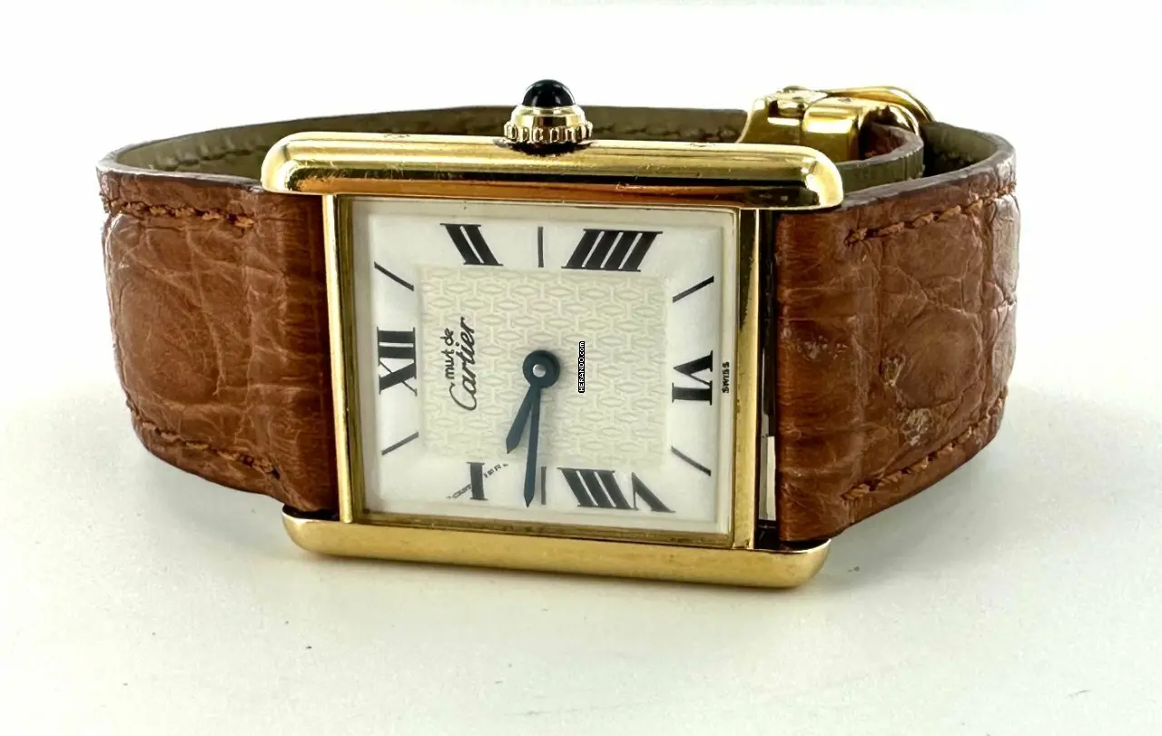 watches-345212-30206644-ura9uq955763684a0dz1w29c-ExtraLarge.webp