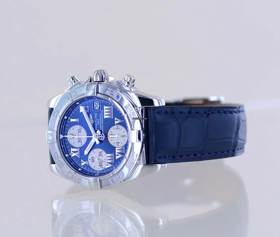 watches-345408-30228250-jn6892ji9q7kv6ne9kterl4t-ExtraLarge.webp