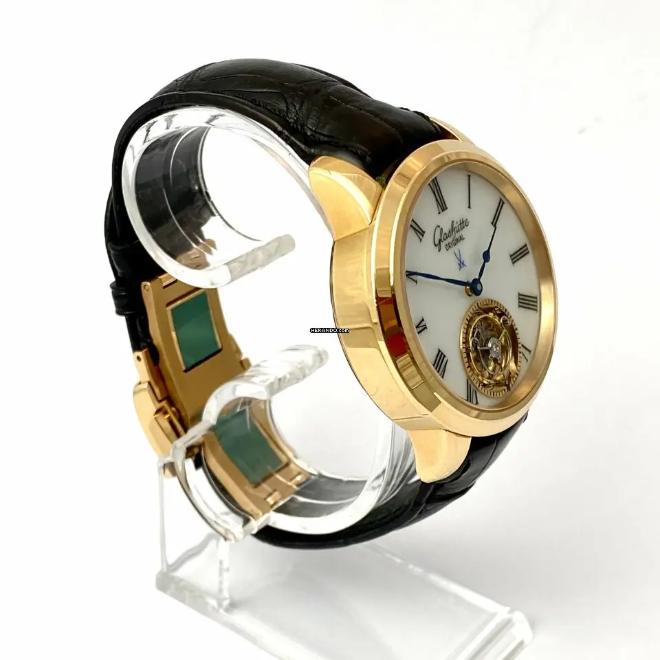 watches-346089-30278463-2gs82zavjy4xelefygp98f7a-ExtraLarge.webp