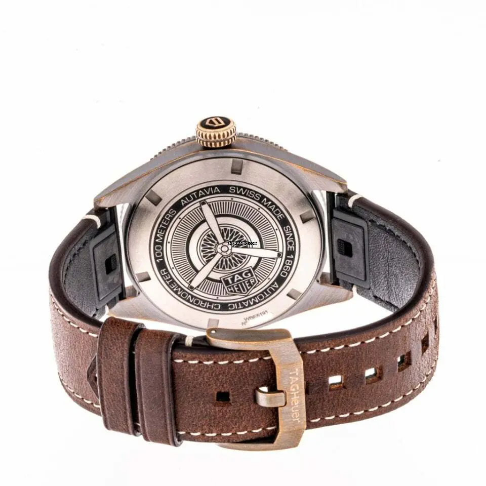 watches-346290-30282155-sfvnxs2206sxroynj7uxaapi-ExtraLarge.webp