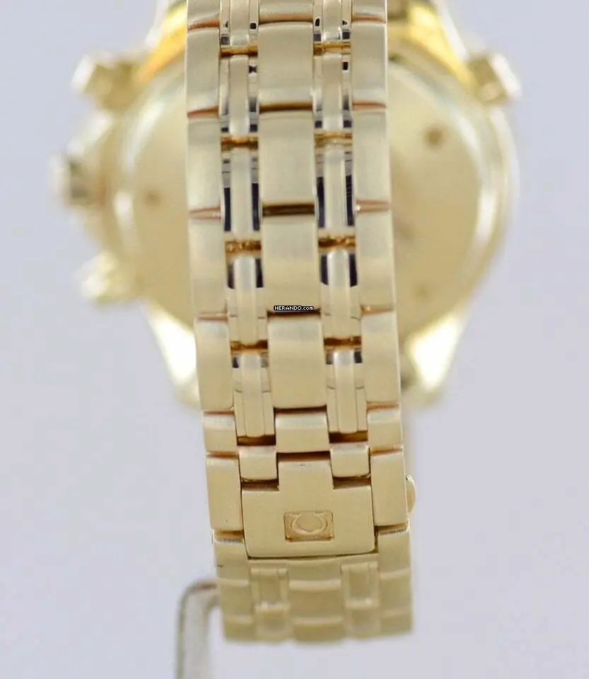 watches-346600-30320346-mc55a6cbqpmdq3hlst4yel3b-ExtraLarge.webp