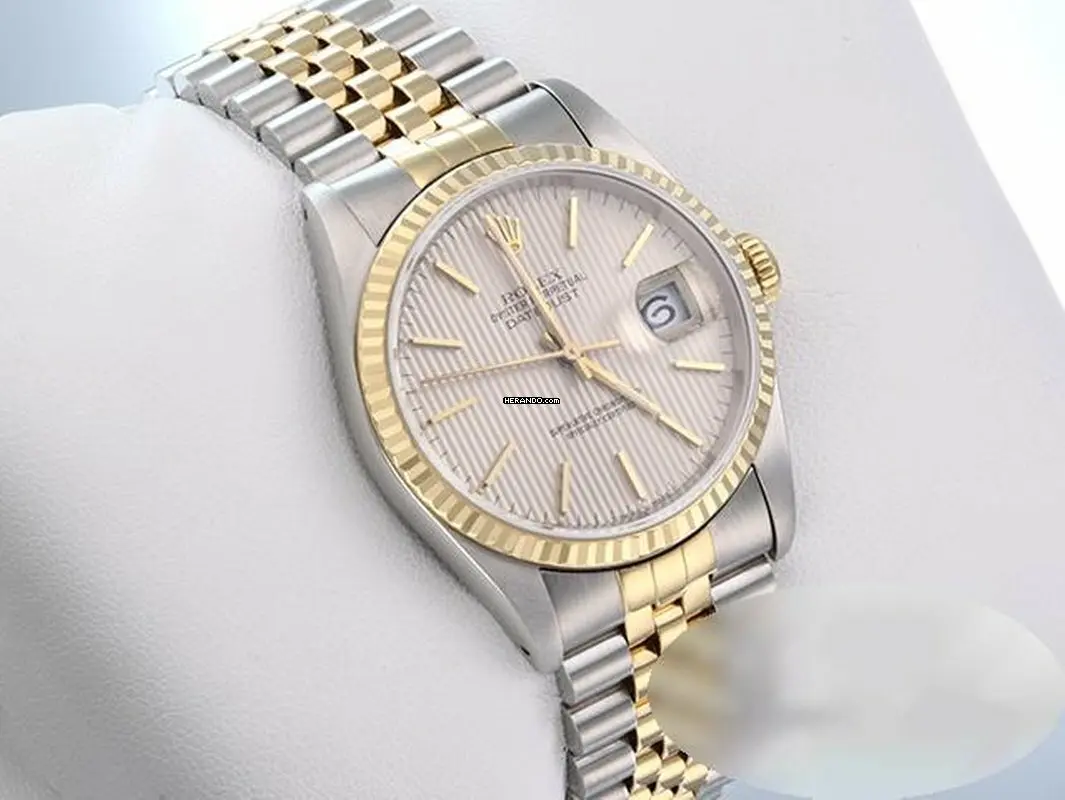 watches-346610-30334280-jgk6k60zz3329mmykck42c4e-ExtraLarge.webp