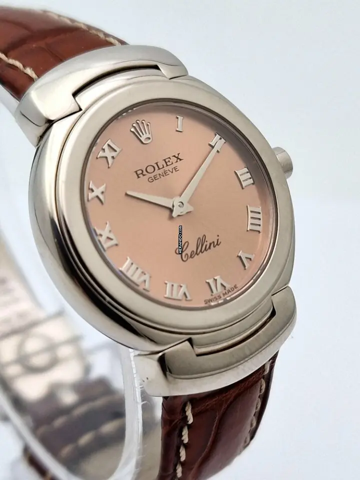 watches-346702-30297266-kuqsbjtb1hdjfw1td01g31m1-ExtraLarge.webp