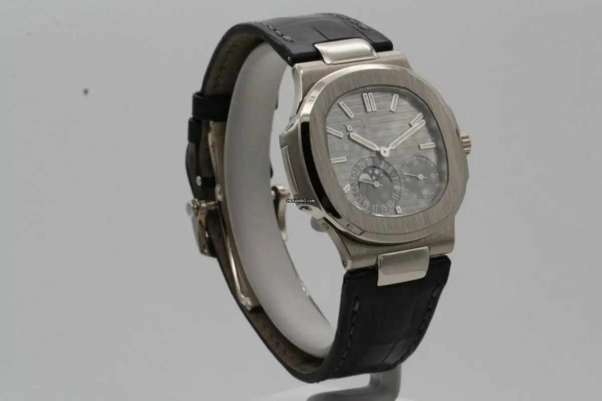 watches-347251-30399730-jlsy57l080ug9p7sbm0x04ee-ExtraLarge.webp