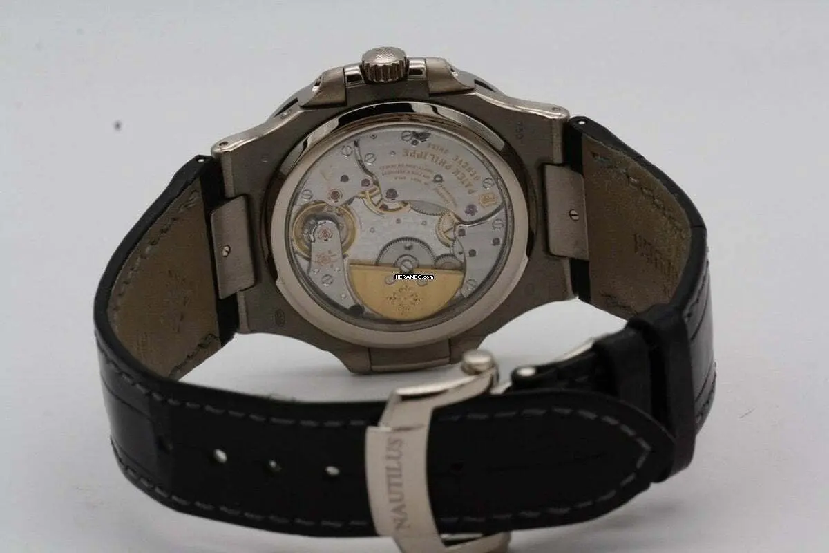 watches-347251-30399730-uz98syfjrukef1rhq3e0e5en-ExtraLarge.webp