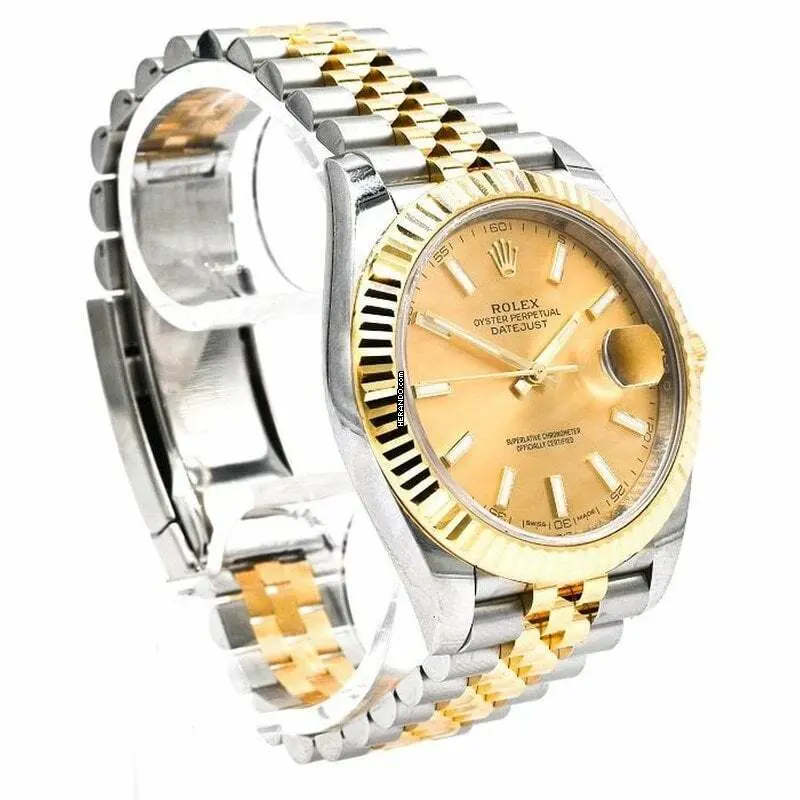 watches-347385-30441722-8ykmstwoz2dsu9440ub920tc-ExtraLarge.webp