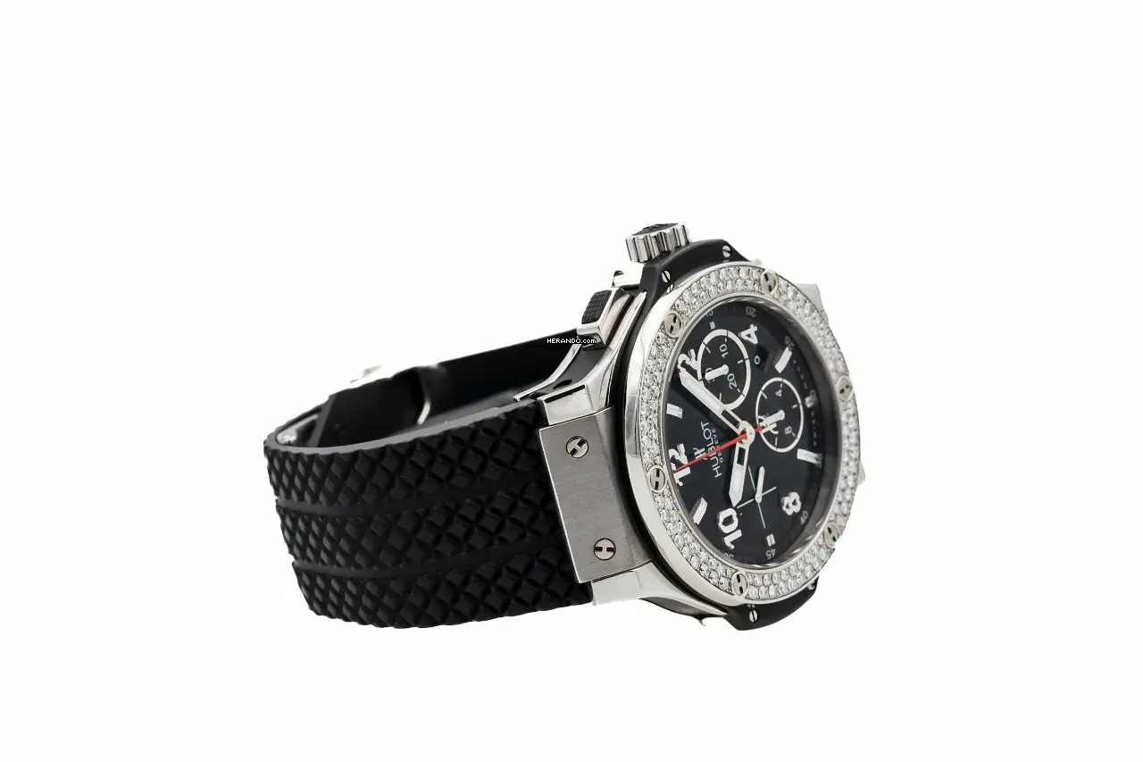 watches-347511-30460885-wku217hdxeru8yakspai05jq-ExtraLarge.webp