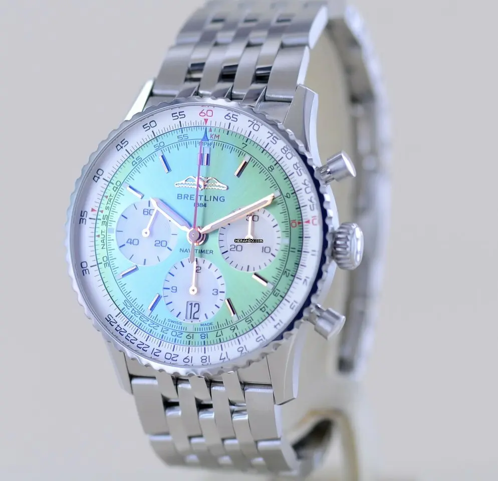 watches-347698-30485816-m6557ywacqx4sugw1tgde2g3-ExtraLarge.webp