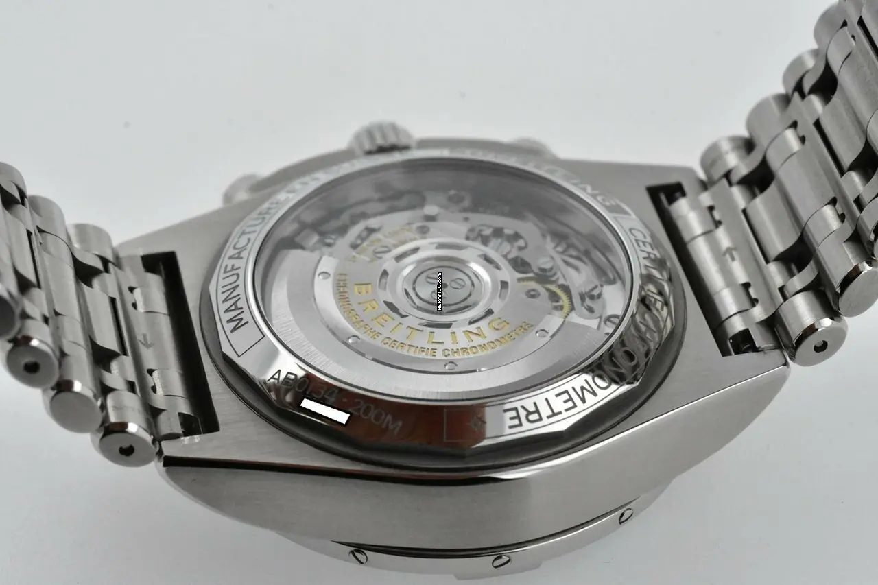 watches-347721-30487399-ra187ivub3afzm7ufoz3b43x-ExtraLarge.webp